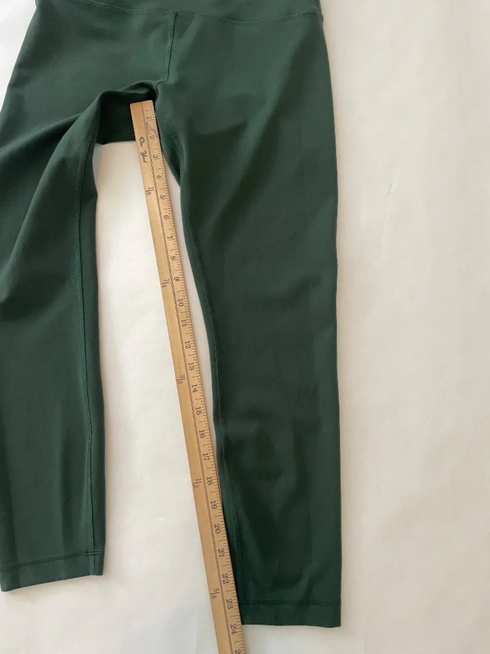 Lululemon Wunder Train High Rise Tight 25” Leggings, Dark Green, Women's 10